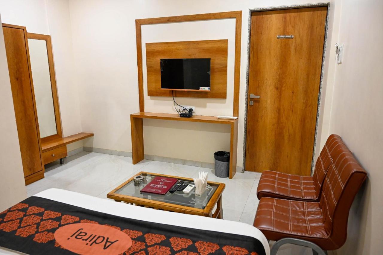 Adiraj Residency Hotel นาวีมุมไบ ภายนอก รูปภาพ
