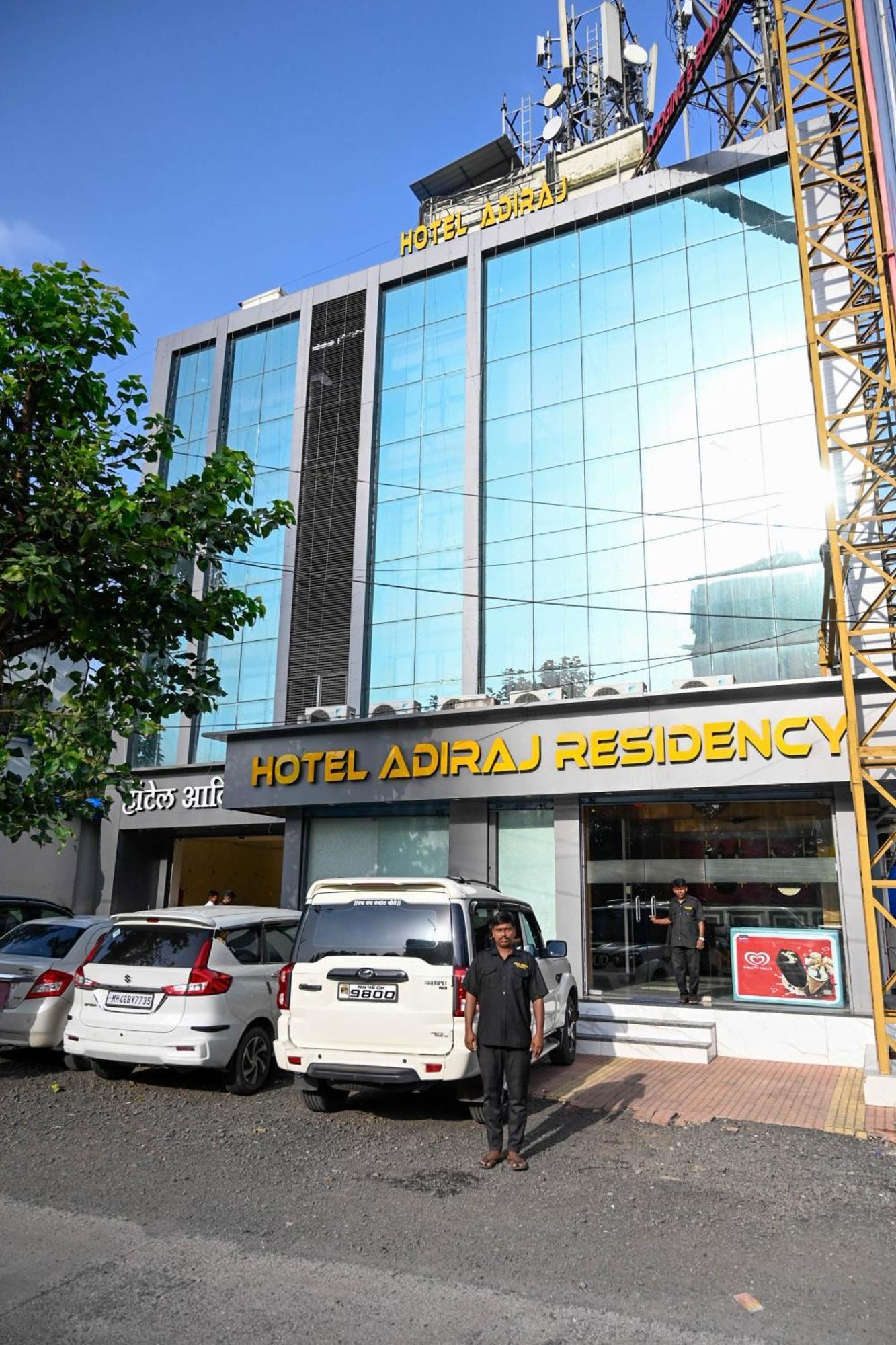 Adiraj Residency Hotel นาวีมุมไบ ภายนอก รูปภาพ