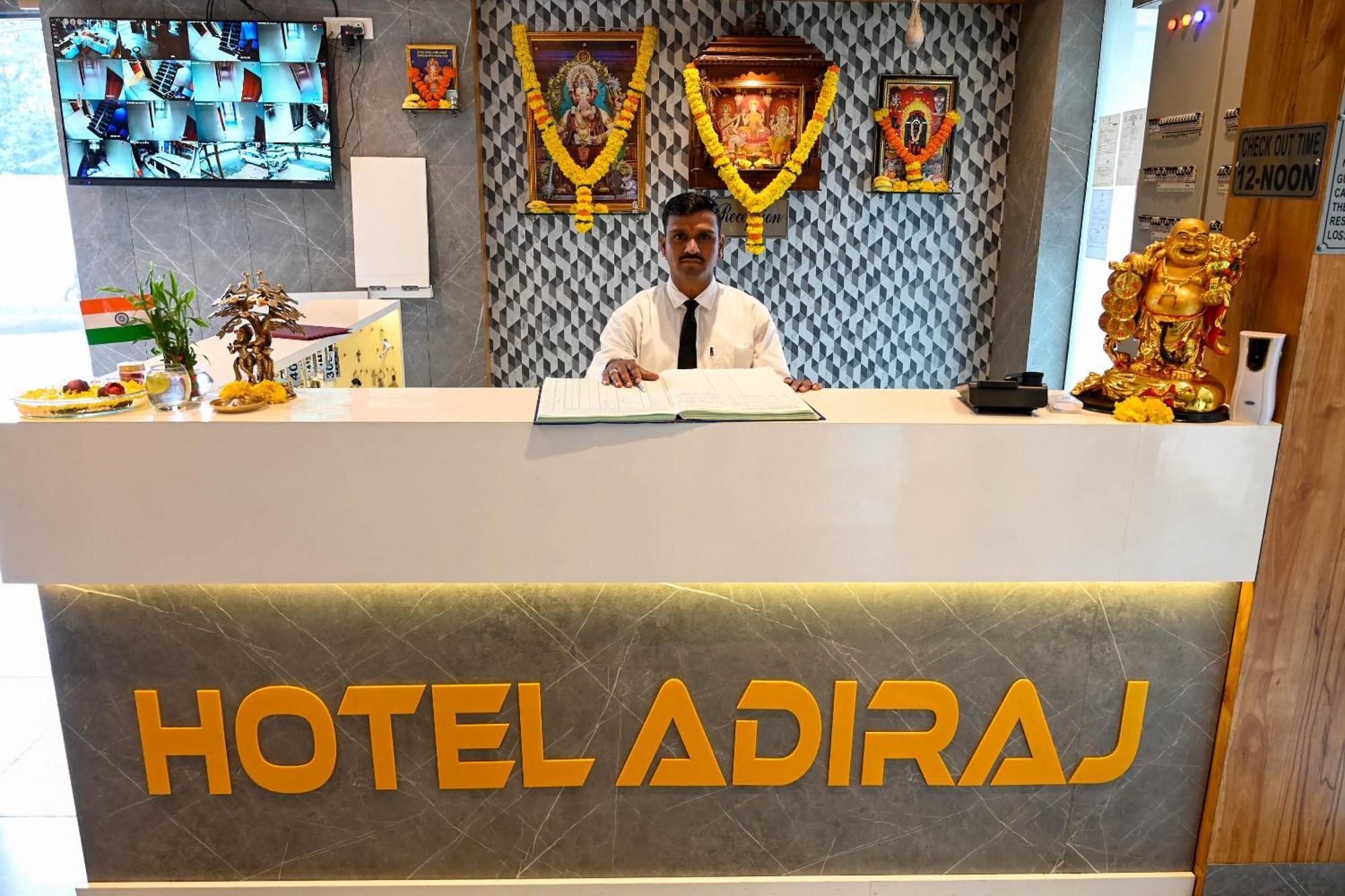 Adiraj Residency Hotel นาวีมุมไบ ภายนอก รูปภาพ