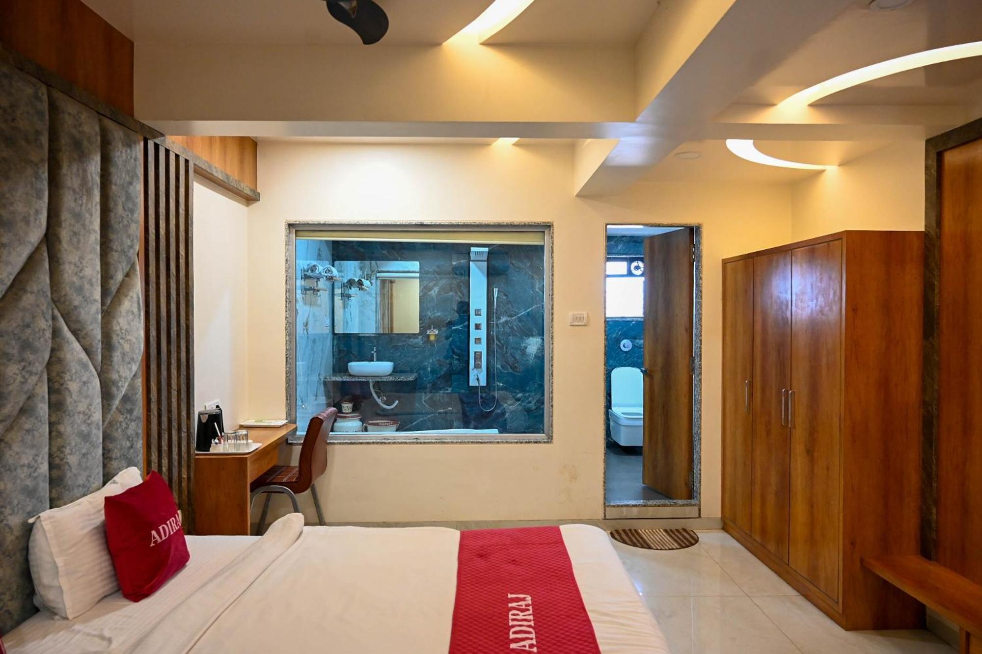 Adiraj Residency Hotel นาวีมุมไบ ภายนอก รูปภาพ